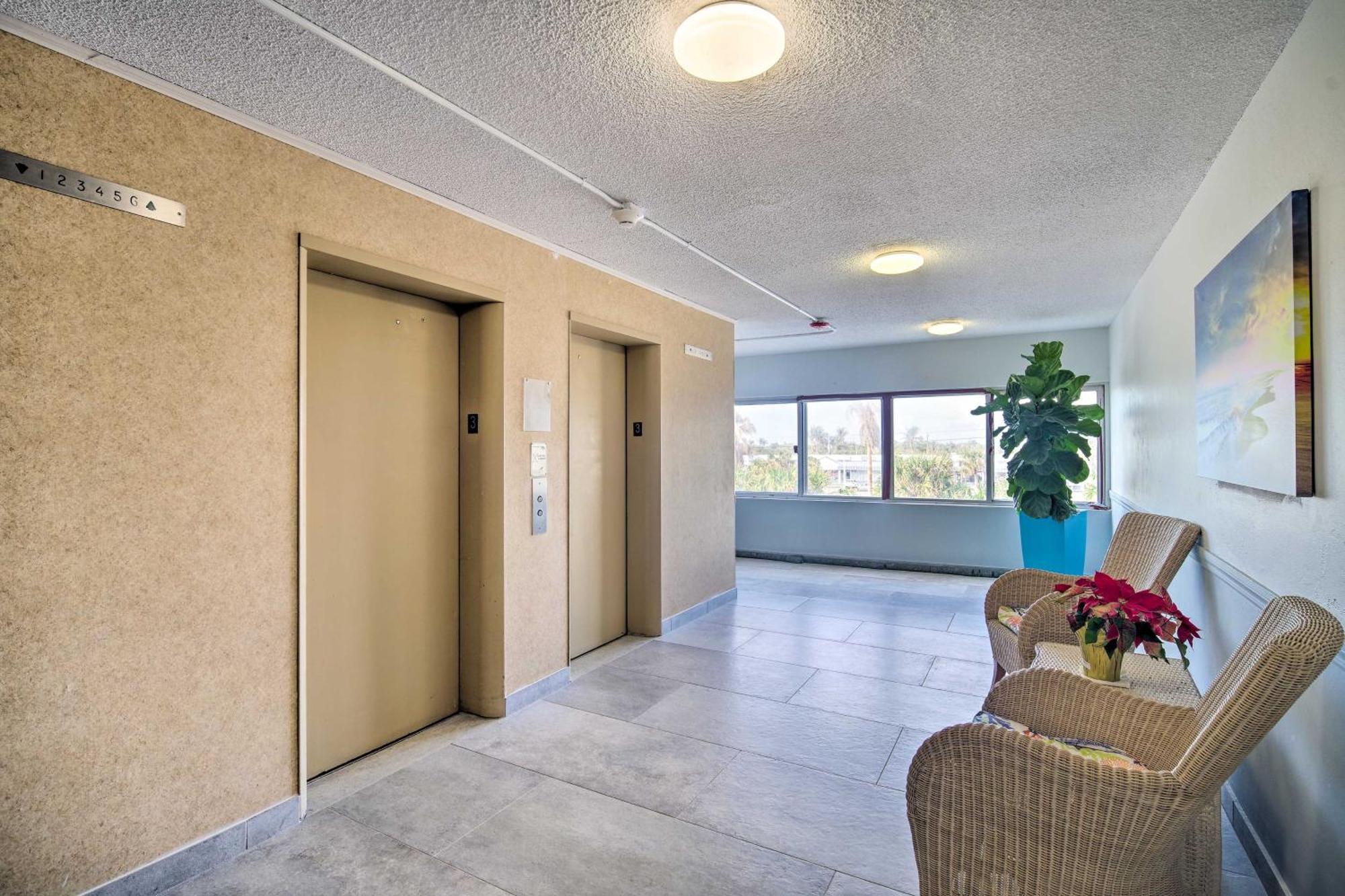Walk To Shore Satellite Beach Condo With Ocean View Exterior photo